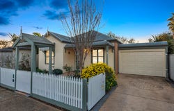 6 Genoa Grove, Pakenham, Vic 3810