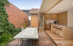1/22 Thorpe Street, Newport, Vic 3015