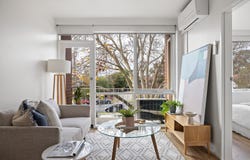 1/294 Nicholson Street, Seddon, Vic 3011