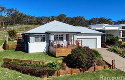 17 Rosedale Avenue, South West Rocks, NSW 2431