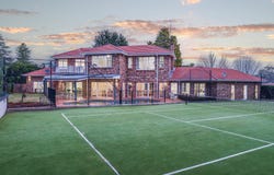 17A Bundabah Avenue, St Ives, NSW 2075