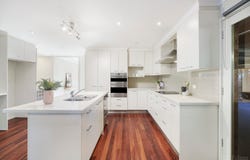 16 Tatiara Avenue, Croydon North, Vic 3136