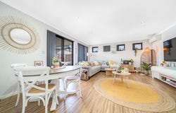 18/15 Crosthwait Circle, Tapping, WA 6065