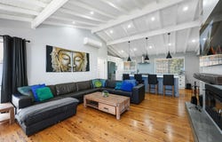64 Stuart Street, Mount Lofty, Qld 4350
