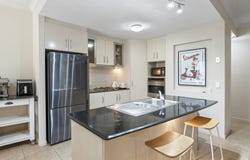 1001/1 The Cove Crescent, Carrara, Qld 4211