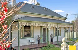 82 Gladstone Street, Quarry Hill, Vic 3550