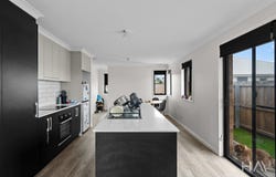 1 & 2/47 Davies Street, George Town, Tas 7253