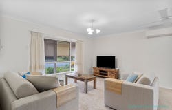 23 Seagull Street, Victoria Point, Qld 4165