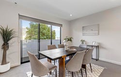 35 Charlton Avenue, Cheltenham, Vic 3192