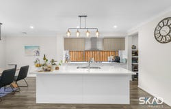 12 Rochford Drive, Donnybrook, Vic 3064