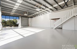 1/14 Latham Street, Mornington, Vic 3931