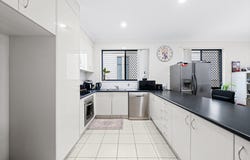 6 The Reach Court, Springfield Lakes, Qld 4300