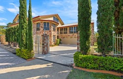 4 Casey Close, Ormiston, Qld 4160