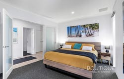 4 Martinique Mews, Hillarys, WA 6025