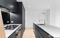 704/2 Hallenstein Street, Footscray, Vic 3011