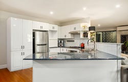 8 Masthead Place, Berkeley, NSW 2506