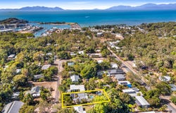 12 Turnbridge Street, Nelly Bay, Qld 4819