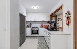 9 & 9a Francisco Crescent, Rosemeadow, NSW 2560