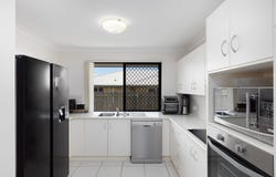 135 Capricorn Street, Gracemere, Qld 4702