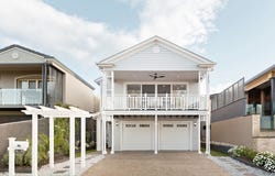 15 Esplanade, Redland Bay, Qld 4165