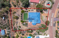 10 Aviemore Drive, Bedfordale, WA 6112
