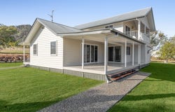 11  Jannusch Road, Gowrie Mountain, Qld 4350