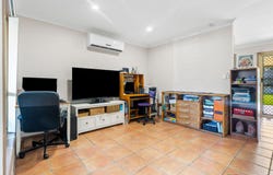 9 Wooraka Street, Rochedale South, Qld 4123