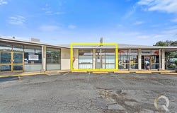 2/1 Central Court, Hillcrest, Qld 4118