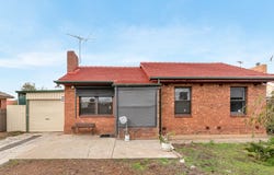 34 Crisp Road, Elizabeth Downs, SA 5113