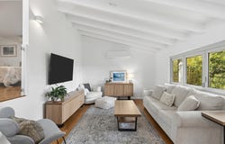 12 Greenhaven Drive, Umina Beach, NSW 2257