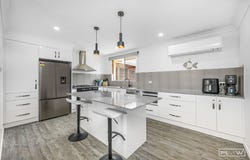 10 Olympia Avenue, Barlows Hill, Qld 4703