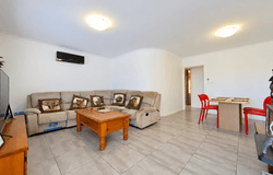 4 Houlahan Place, Carnarvon, WA 6701