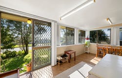 42 Dalmeny Street, Wilsonton, Qld 4350