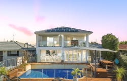 27 O'Grady Drive, Paradise Point, Qld 4216