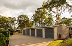 20 Kintyre Street, Brookfield, Qld 4069