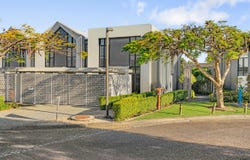 82 Peninsula Drive, Robina, Qld 4226