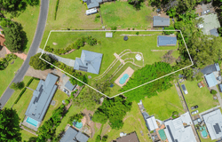 5 Lomatia Court, Bonogin, Qld 4213