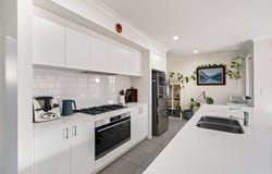 33 Pavilion Crescent, Geographe, WA 6280