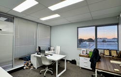 8/1 Box Road, Caringbah, NSW 2229