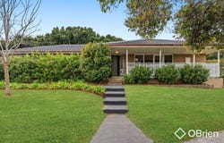 1 Iona Court, Frankston, Vic 3199