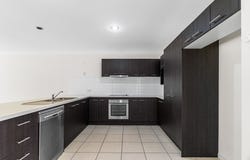 a & b/18 Hillside Crescent, Beaudesert, Qld 4285