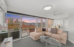 6i/510 Marine Parade, Biggera Waters, Qld 4216