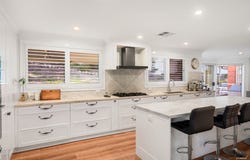 22 Wollundry Close, Eleebana, NSW 2282
