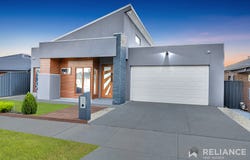 102 Atherstone Boulevard, Strathtulloh, Vic 3338