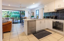 2/15 Waterfront Drive, Agnes Water, Qld 4677