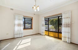 61 Robertson Street, Port Kembla, NSW 2505