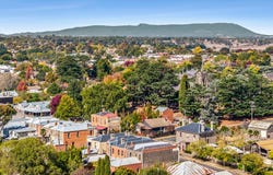 90 Wedge Street, Kyneton, Vic 3444