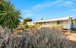6 Downer Avenue, Lyrup, SA 5343