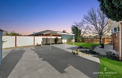 3 Peterborough Crescent, Deer Park, Vic 3023