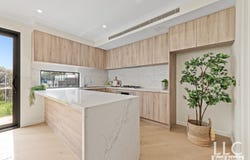 8/2-4 Doynton Parade, Mount Waverley, Vic 3149